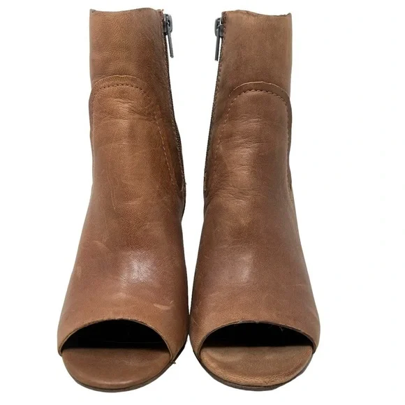 Steve Madden Boots - Picture 7 of 11